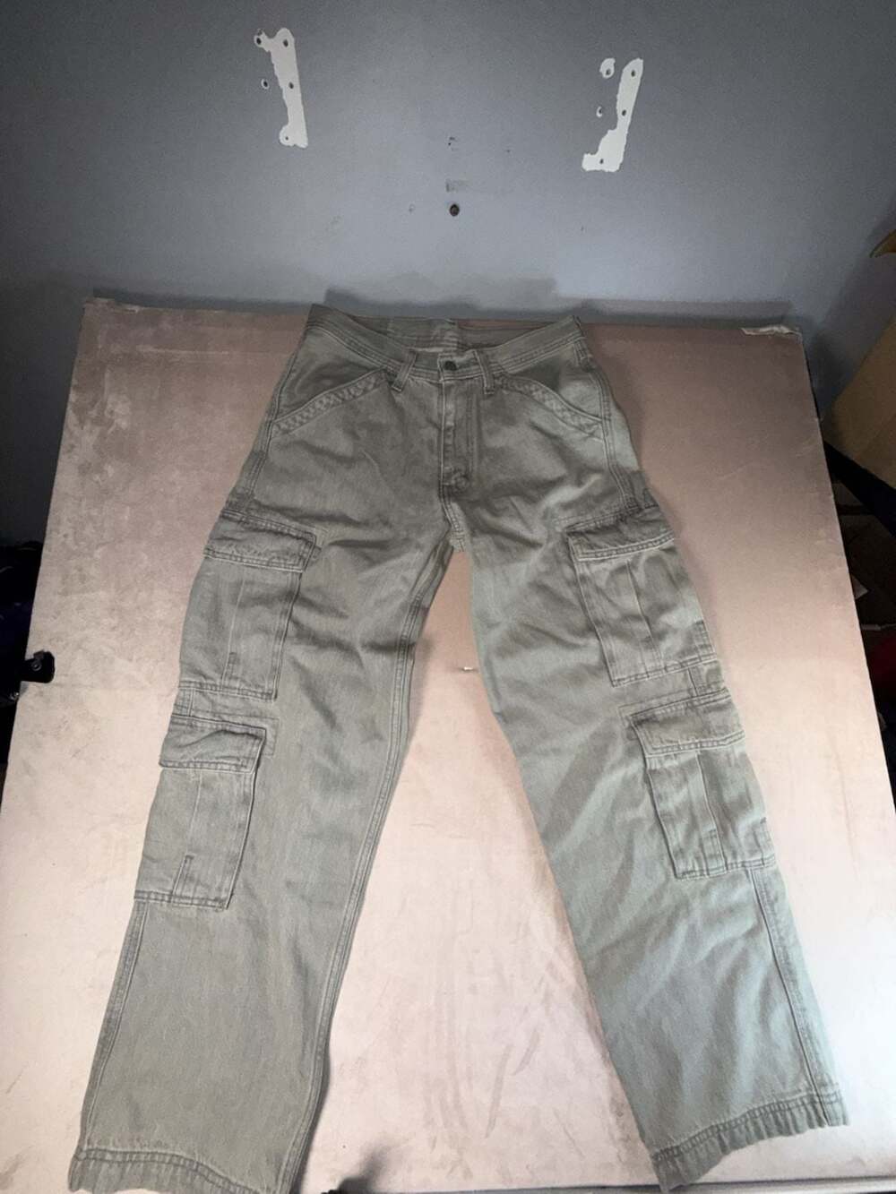 Levi's Men's 578 Baggy Cargo Jeans Gray Wash W31 L32 NWOT (BoxA1-2006)